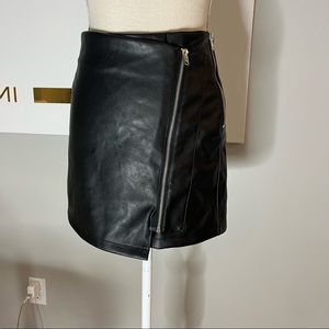 Lulus leather skirt